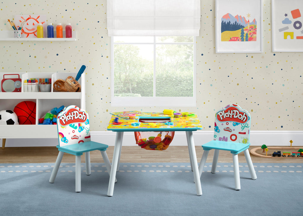 Play-Doh Table and 2 Chair Set