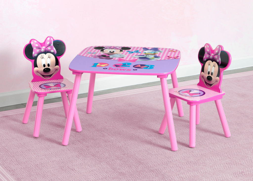 Minnie Mouse Table & Chair Set